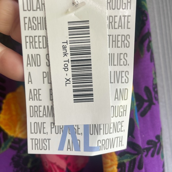 LulaRoe Tank Top XL - Picture 3 of 3